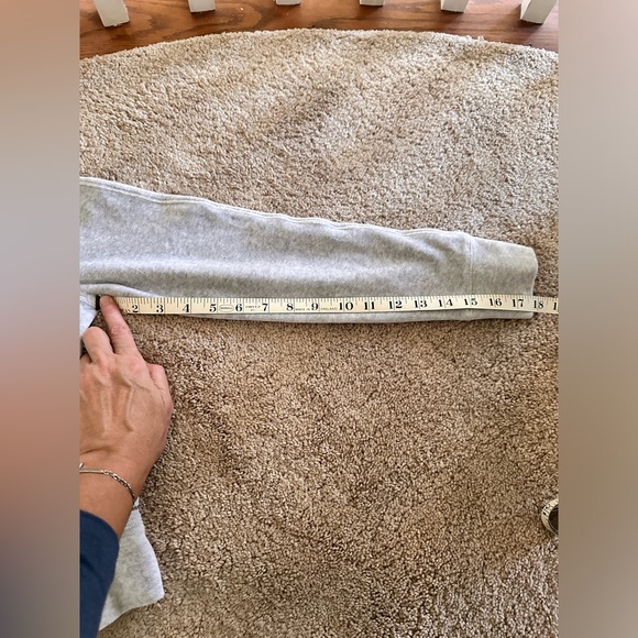 🚫Sold🚫 Lululemon Every Moment Crew - Picture 7 of 8